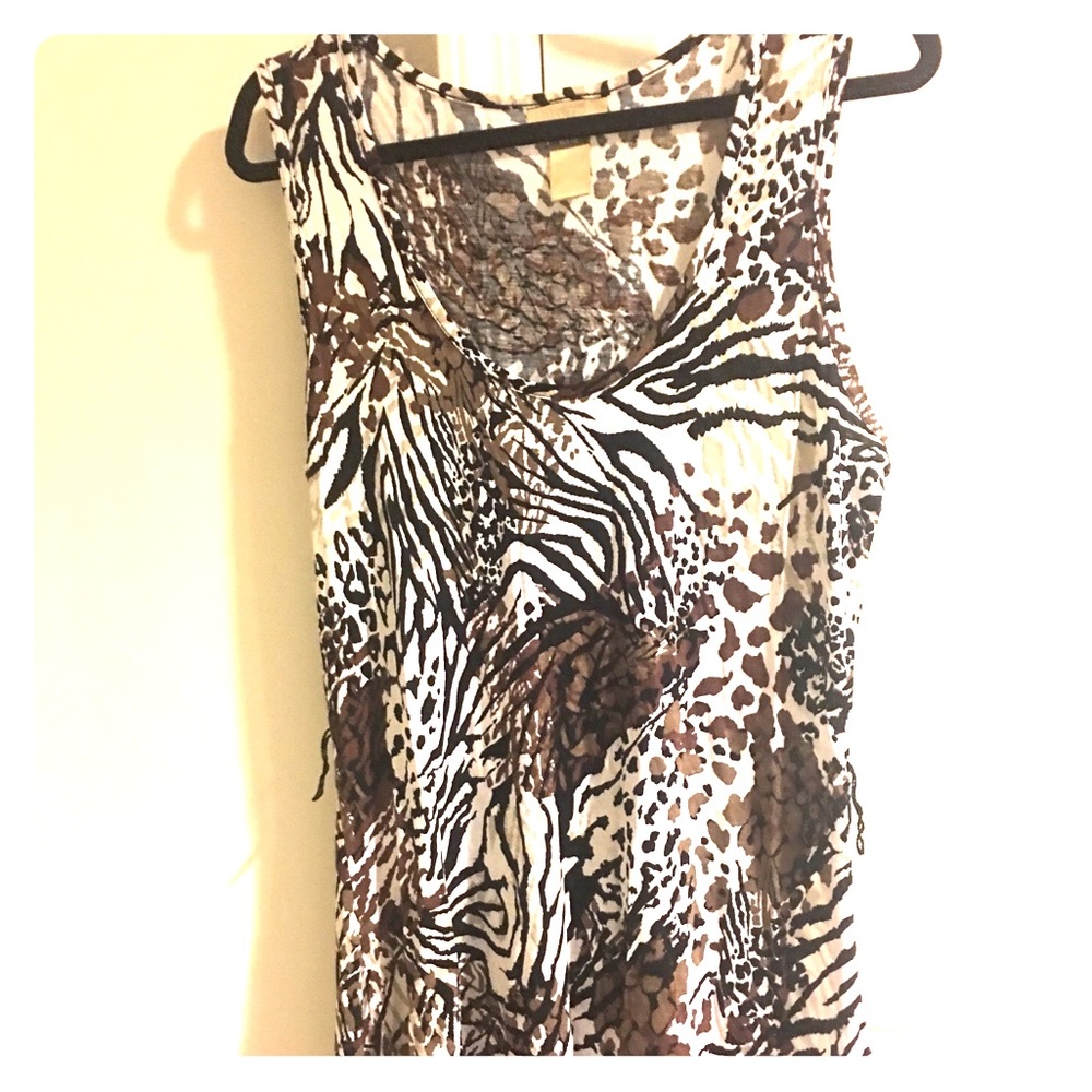 Beyoncé’s Mom Designs